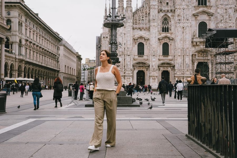 Professional photoshoot at Milan Duomo photo 1