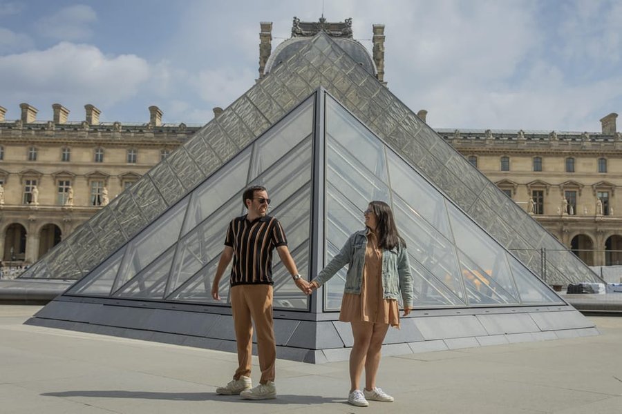 Professional Louvre Photoshoot in Paris (Premium) photo 5
