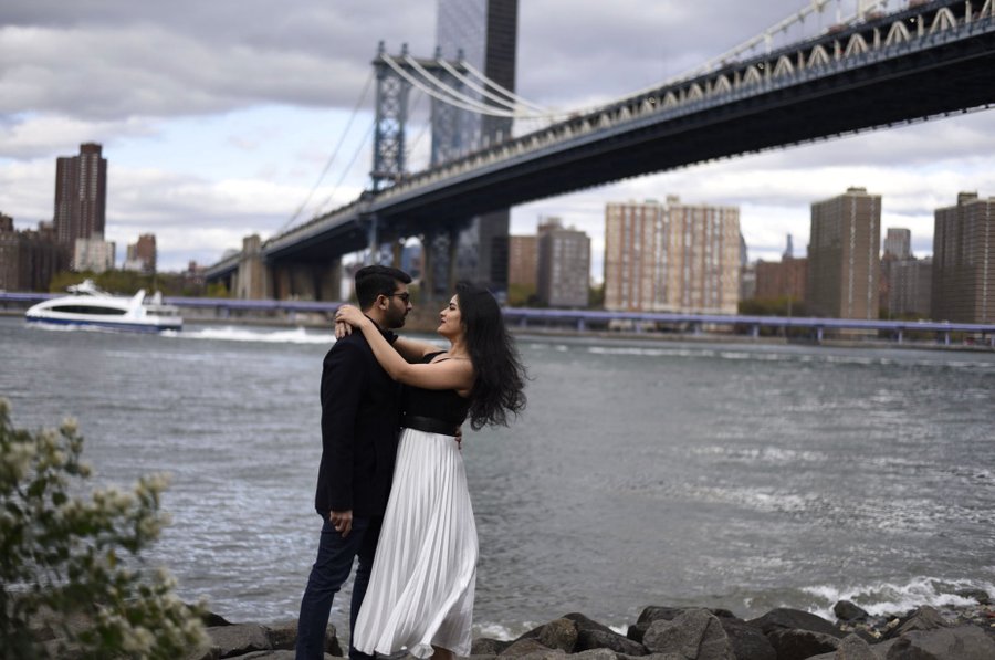 Professional photoshoot at Dumbo (Manhattan Bridge) photo 4