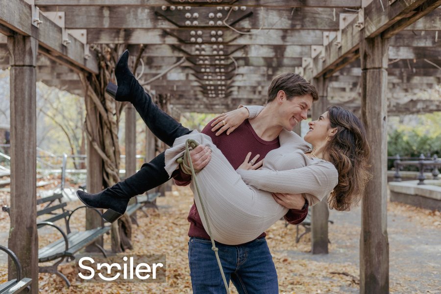 Romantic photoshoot for couples photo 4