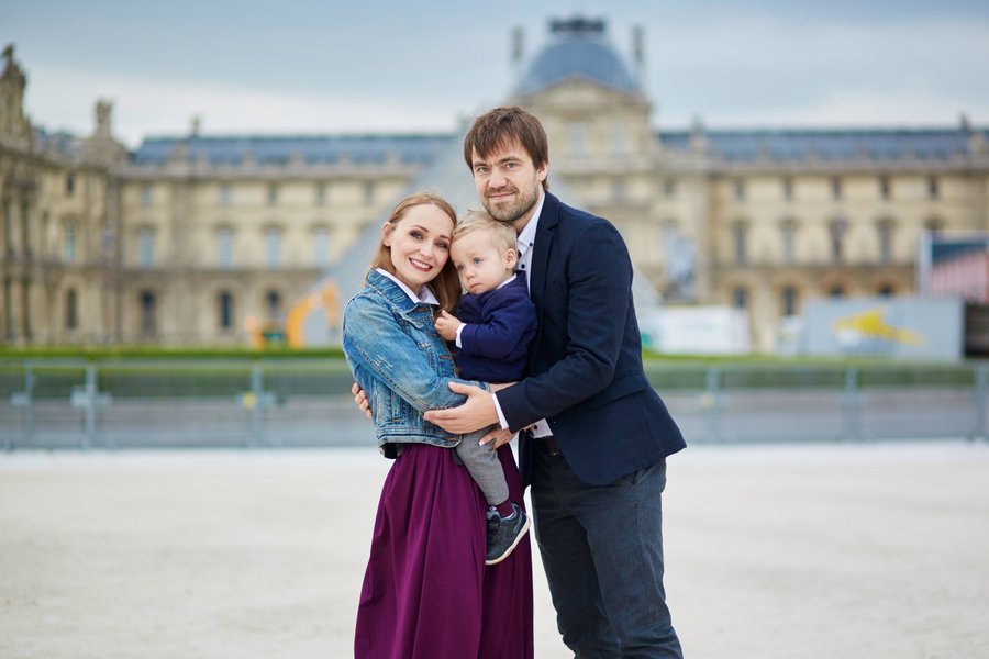 Professional photoshoot at Jardins du Palais Royal and Colonne de Buren photo 3