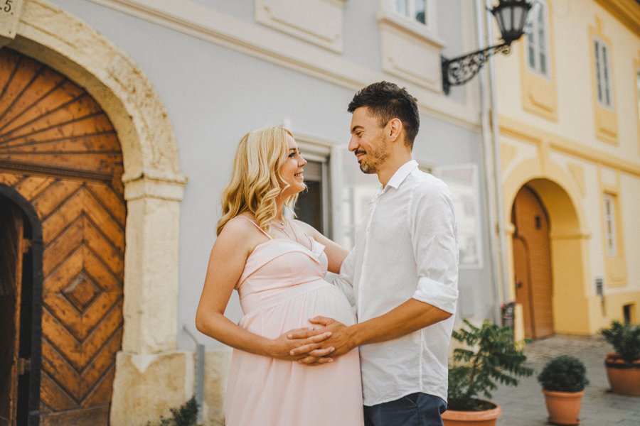 Professional maternity photoshoot in Paris photo 4
