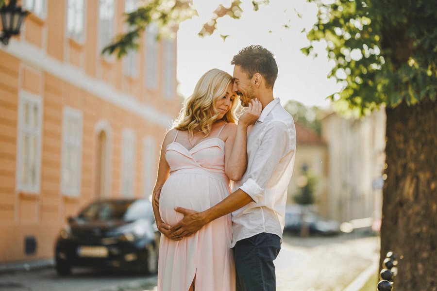 Professional maternity photoshoot in Paris photo 6