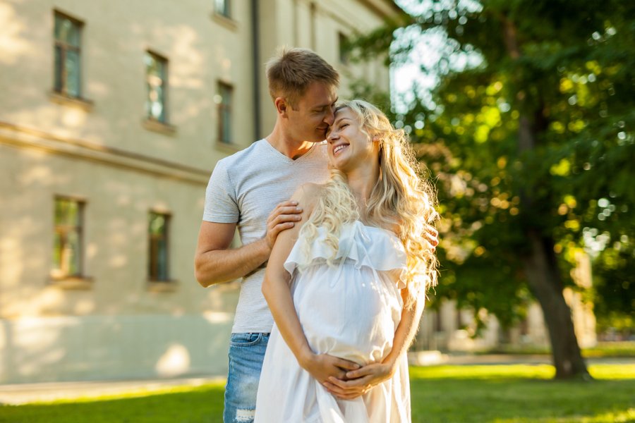 Professional maternity photoshoot in Rome photo 1
