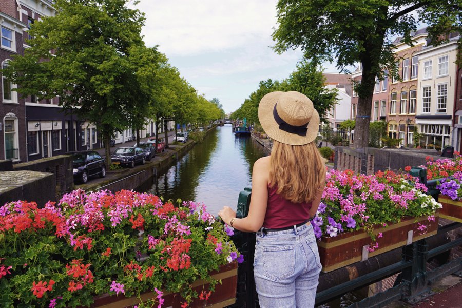 Professional photoshoot at Oudegracht Canal photo 2
