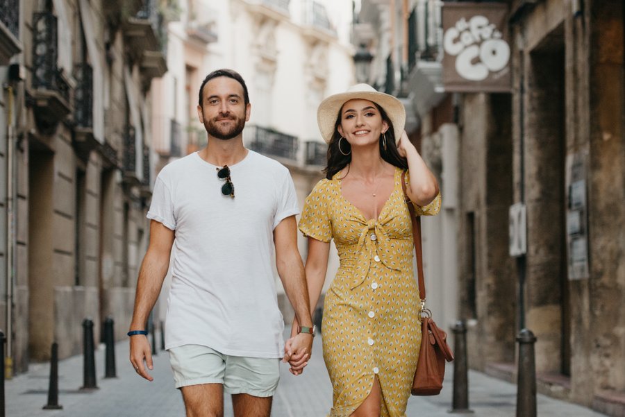 Private photo tour of Ciutat Vella photo 1