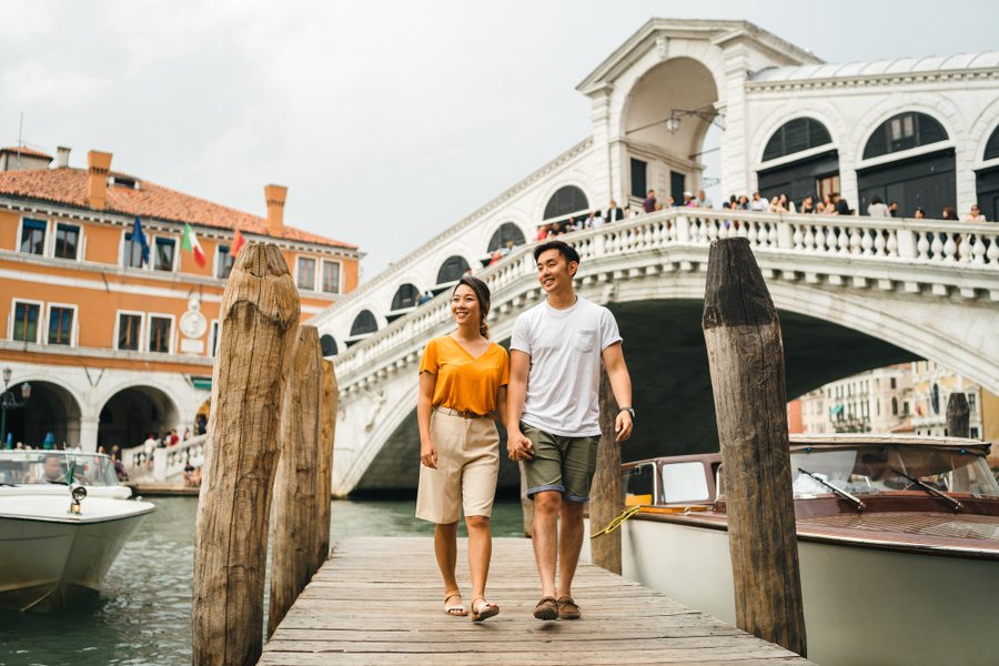 Professional photoshoot at the Rialto Bridge photo 6