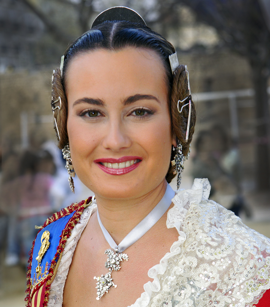 Professional Fallas Photoshoot at Torres de Serranos in Valencia photo 5