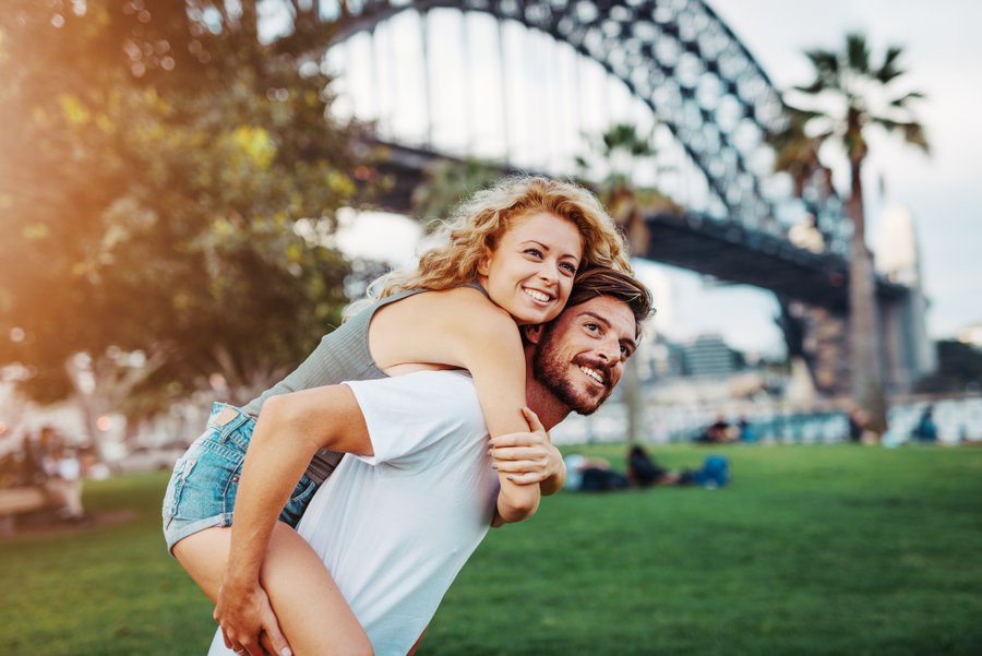 Romantic photoshoot for couples photo 7