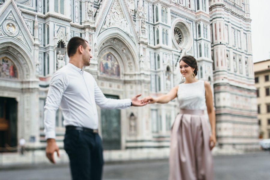 Professional photoshoot outside the Duomo photo 6