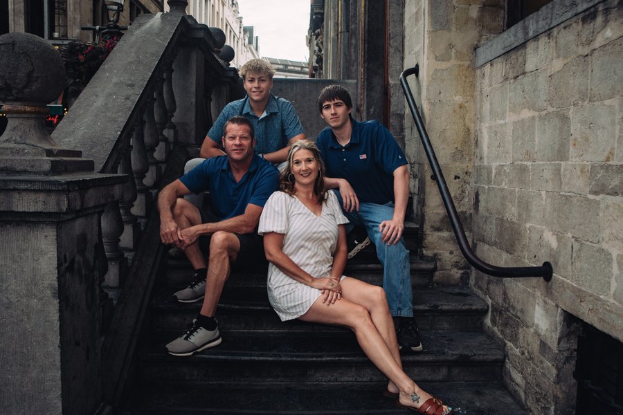 Photoshoot at Grand-Place, Brussels — photo 7