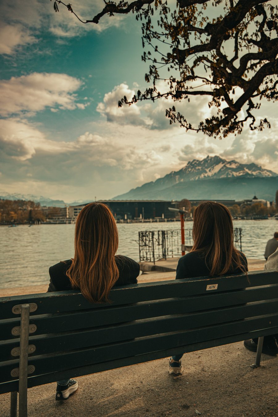 Photoshoot at Chapel Bridge, Lucerne — photo 7