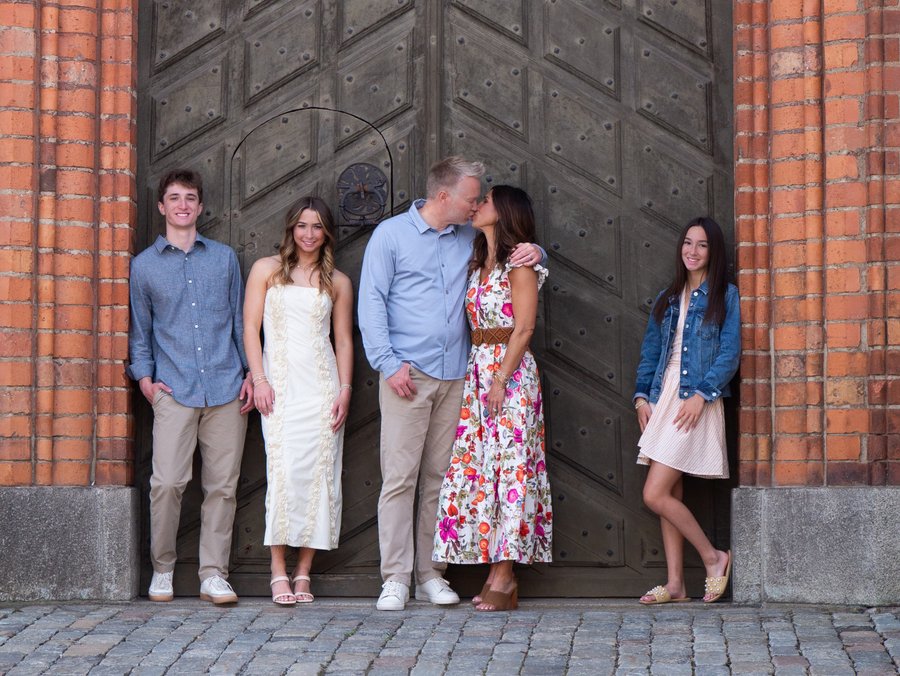 Photoshoot at Stortorget, Gamla Stan, Stockholm — photo 5