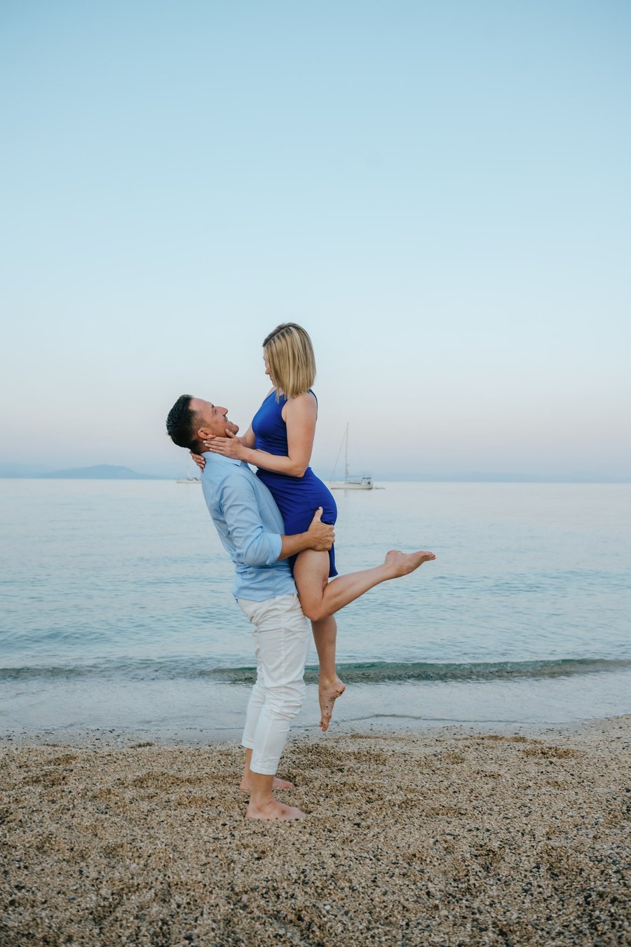 Romantic photoshoot at Kanoni Viewpoint, Corfu — photo 7