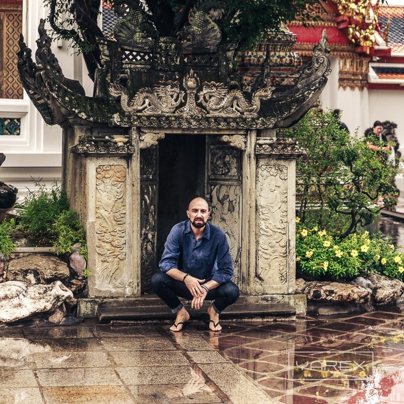 Photoshoot at Wat Pho Reclining Buddha, Bangkok — photo 4
