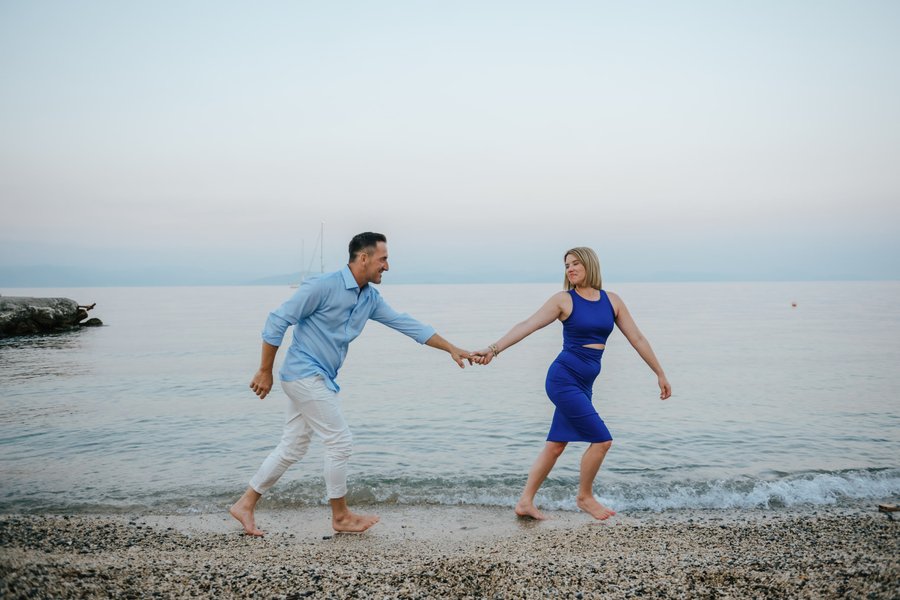 Romantic photoshoot at Kanoni Viewpoint, Corfu — photo 5