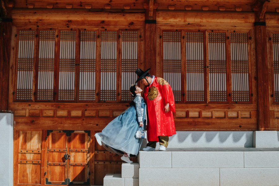 Photoshoot at Bukchon Hanok Village, Seoul — photo 2