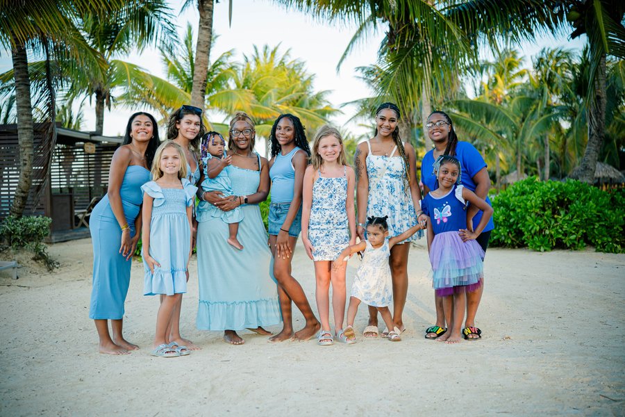 Photoshoot at Cornwall Beach, Montego Bay — photo 6