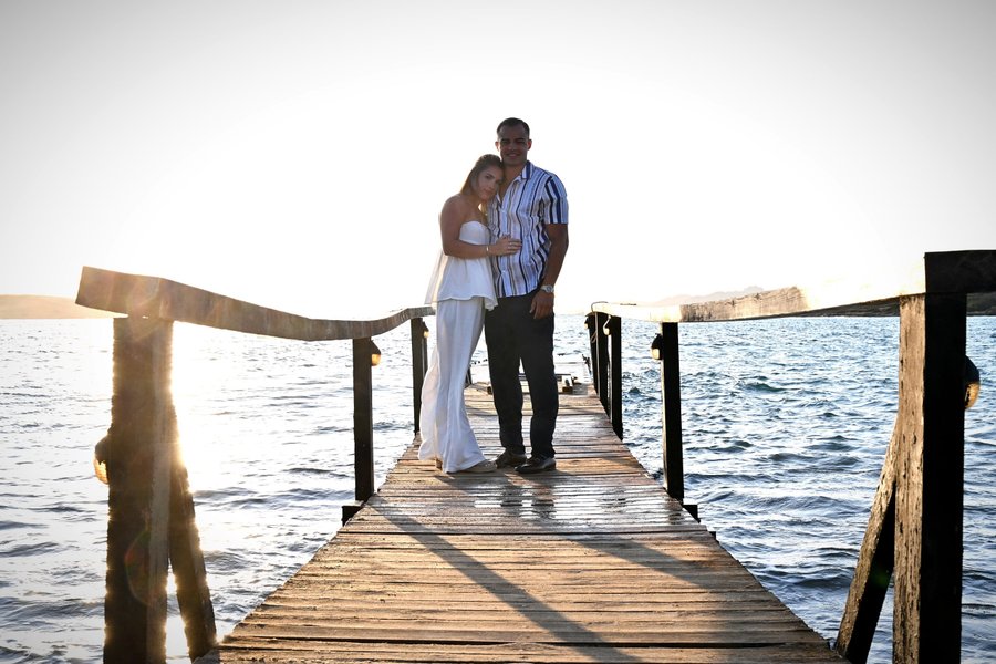 Romantic photoshoot at Kolymbithres Beach, Paros — photo 4