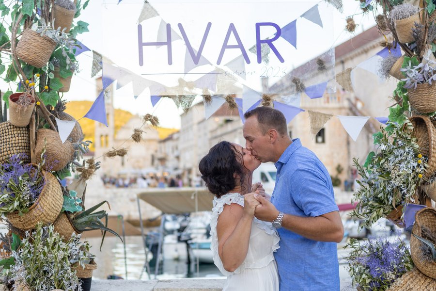 Romantic photoshoot at Hvar Riva — photo 4