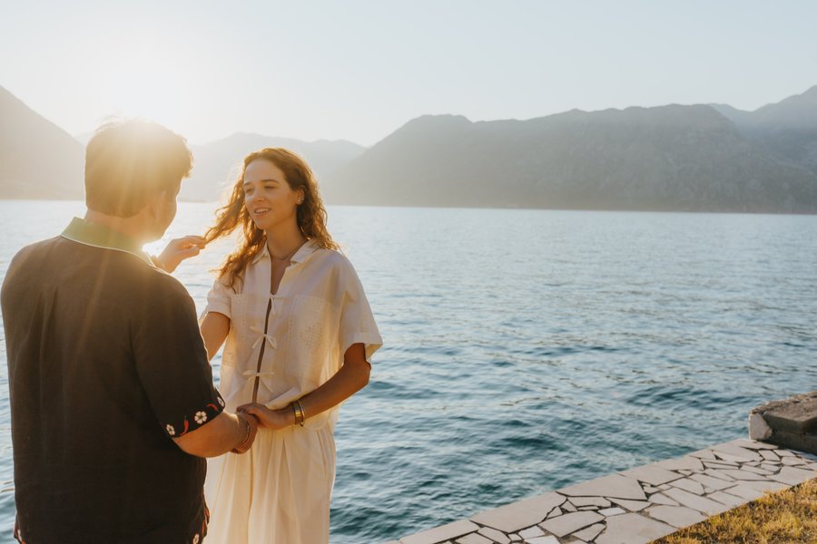 Romantic photoshoot in Kotor — photo 3