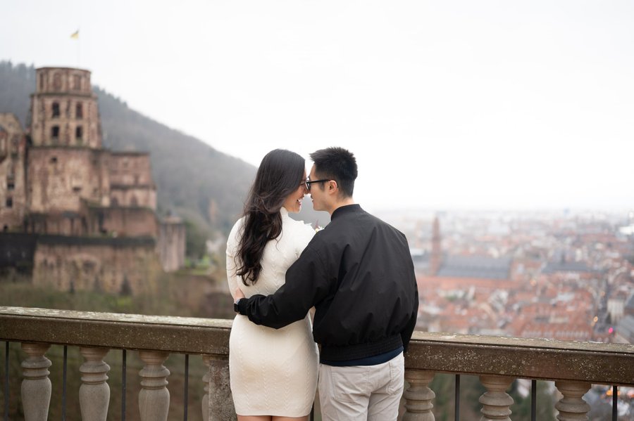 Romantic photoshoot at Heidelberg Castle — photo 5
