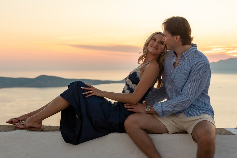 Photoshoot at Plaka Castle, Milos — photo 7