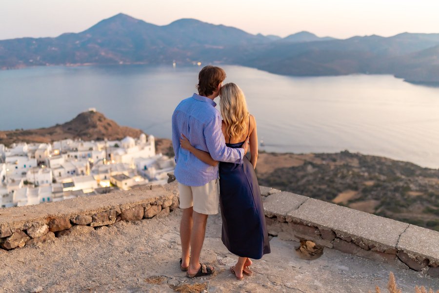 Photoshoot at Plaka Castle, Milos — photo 2
