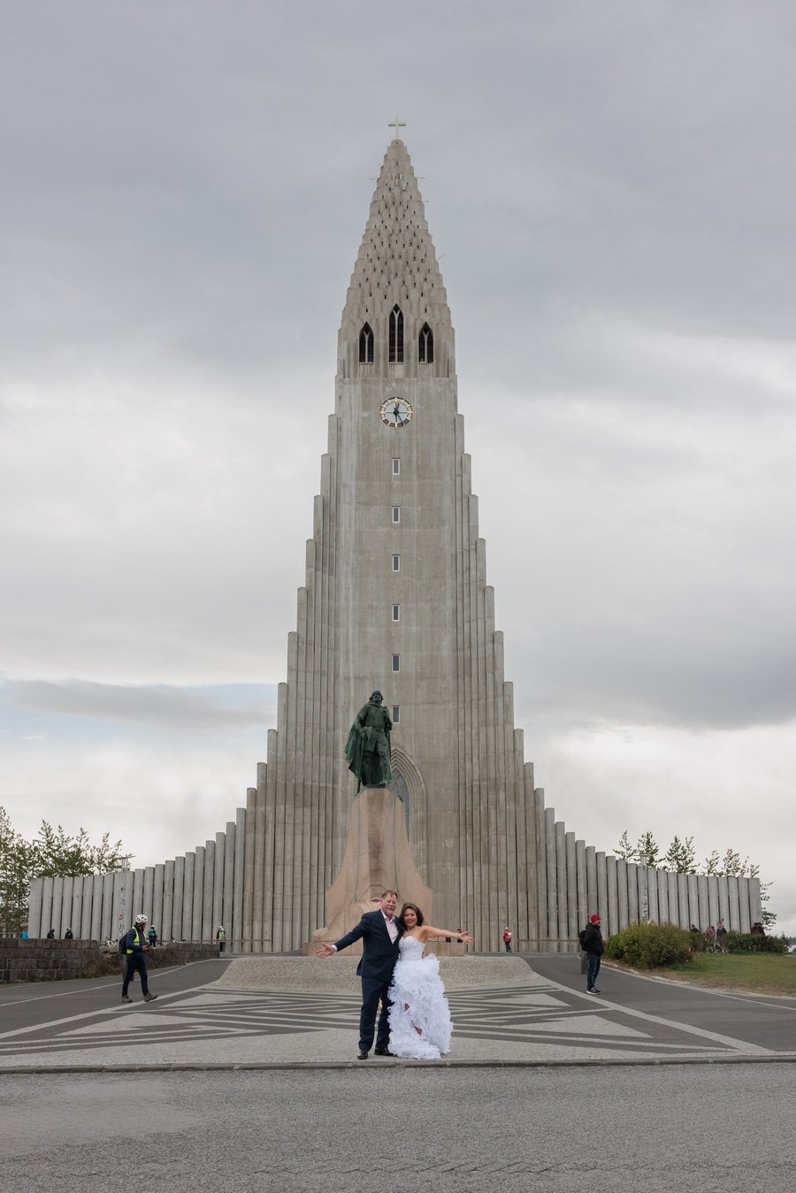 Photoshoot at Hallgrímskirkja, Reykjavík — photo 6