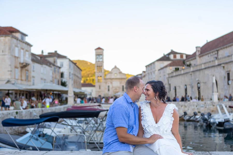 Romantic photoshoot at Hvar Riva — photo 1