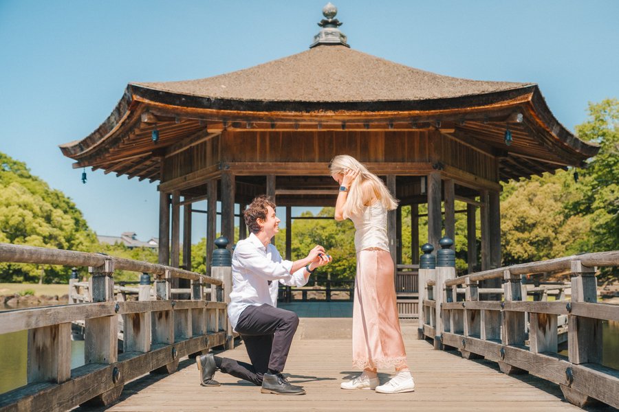 Romantic photoshoot at Nara Park — photo 4