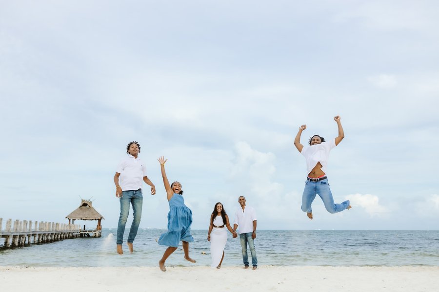 Photoshoot at Playa Langosta, Cancún — photo 5