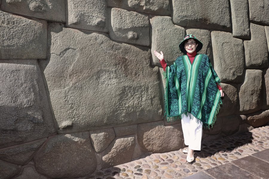Photoshoot at Plaza de Armas, Cusco — photo 4