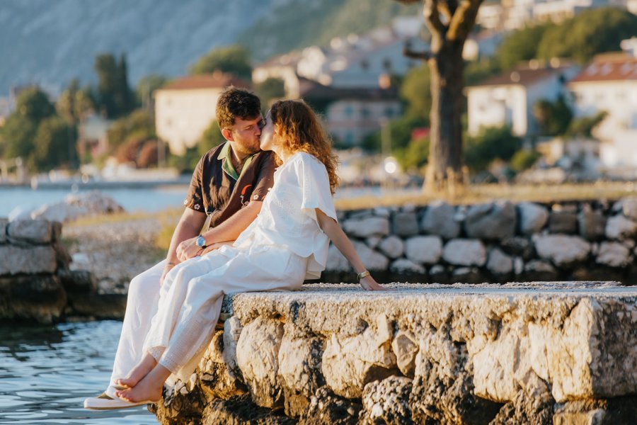 Romantic photoshoot in Kotor — photo 4