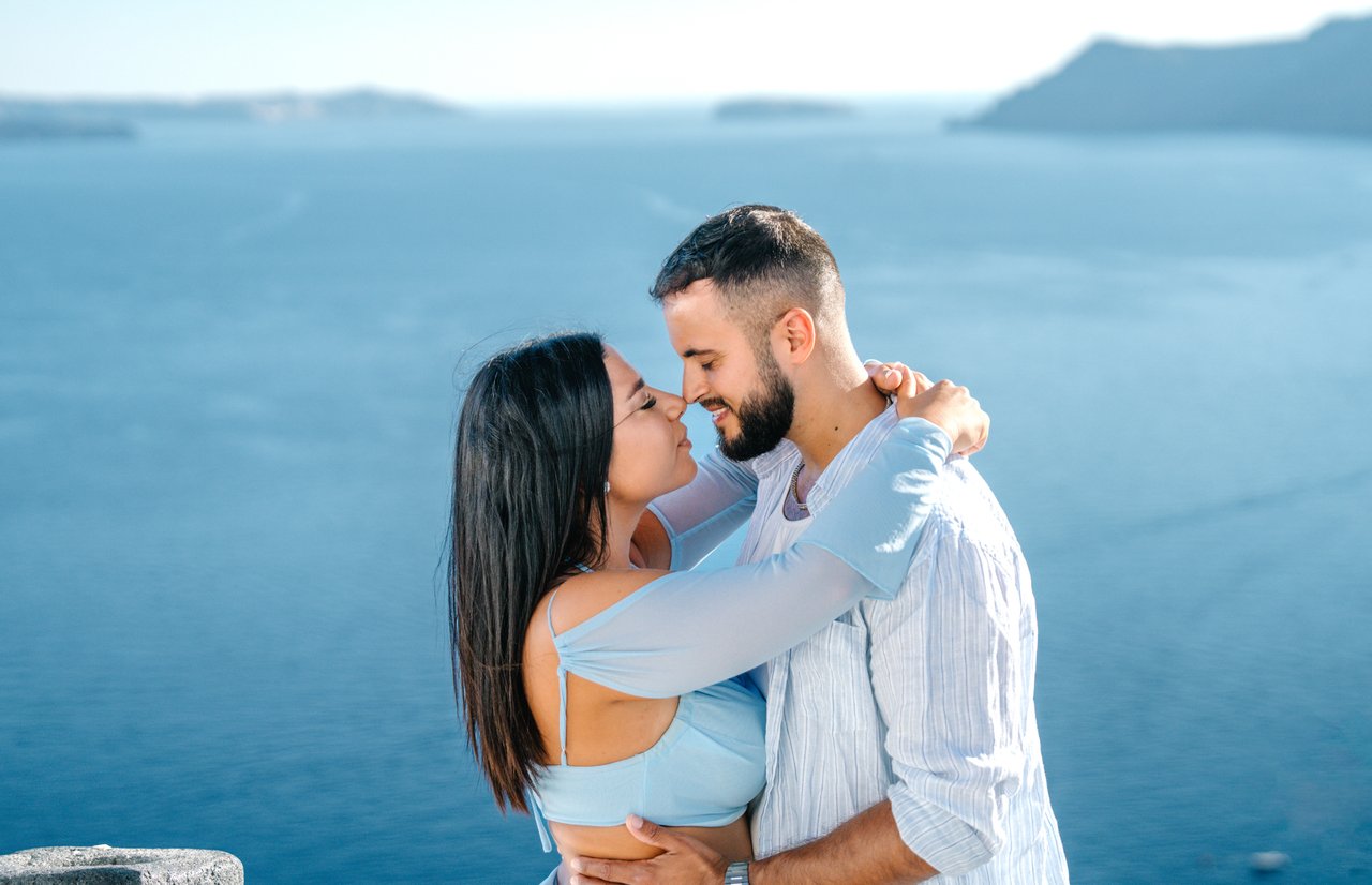 Photoshoot in Santorini by magkri savo