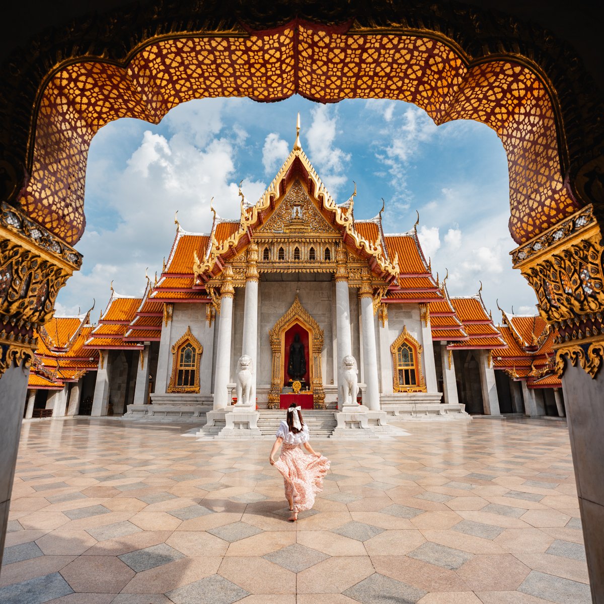 Photoshoot in Bangkok by Luknam Wongthaworn
